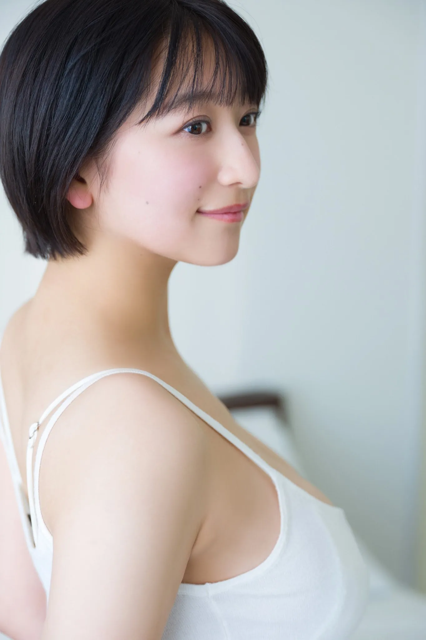 Ina Enohara 榎原依那 ライブチャット 配信