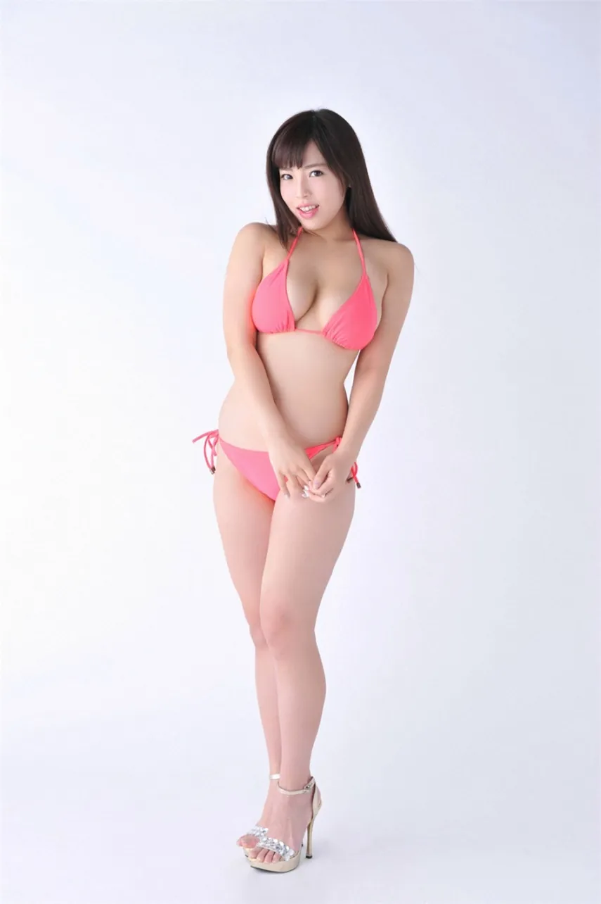 Mina Shirakawa ライブチャット 配信