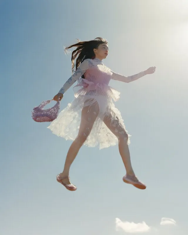 Serena Motola モトーラ世理奈 ライブチャット 配信