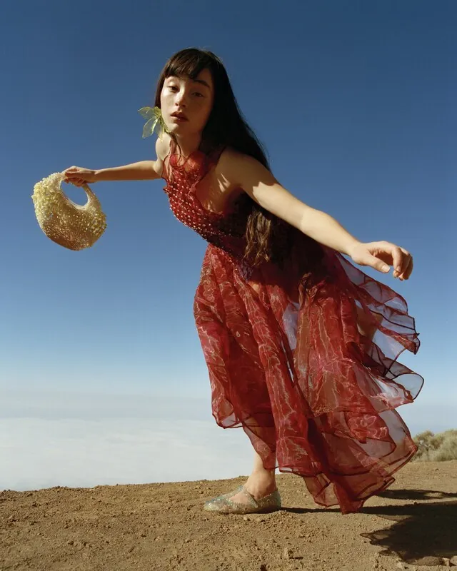 Serena Motola モトーラ世理奈 ライブチャット 配信
