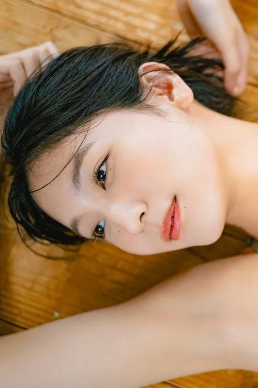 小貫莉奈 ライブチャット 配信