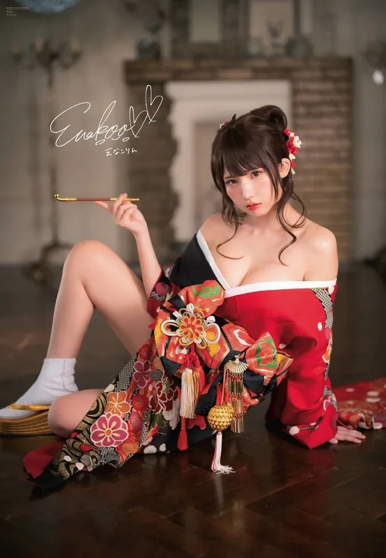 Enako (えなこ) ライブチャット 配信