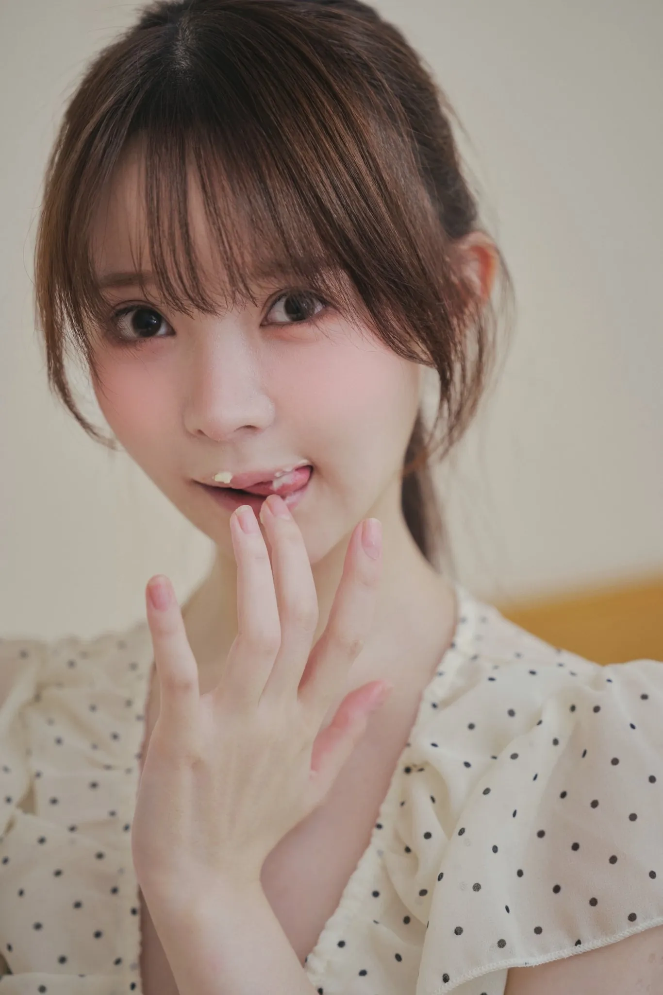 Mei Hayashi 林芽依 ライブチャット 配信