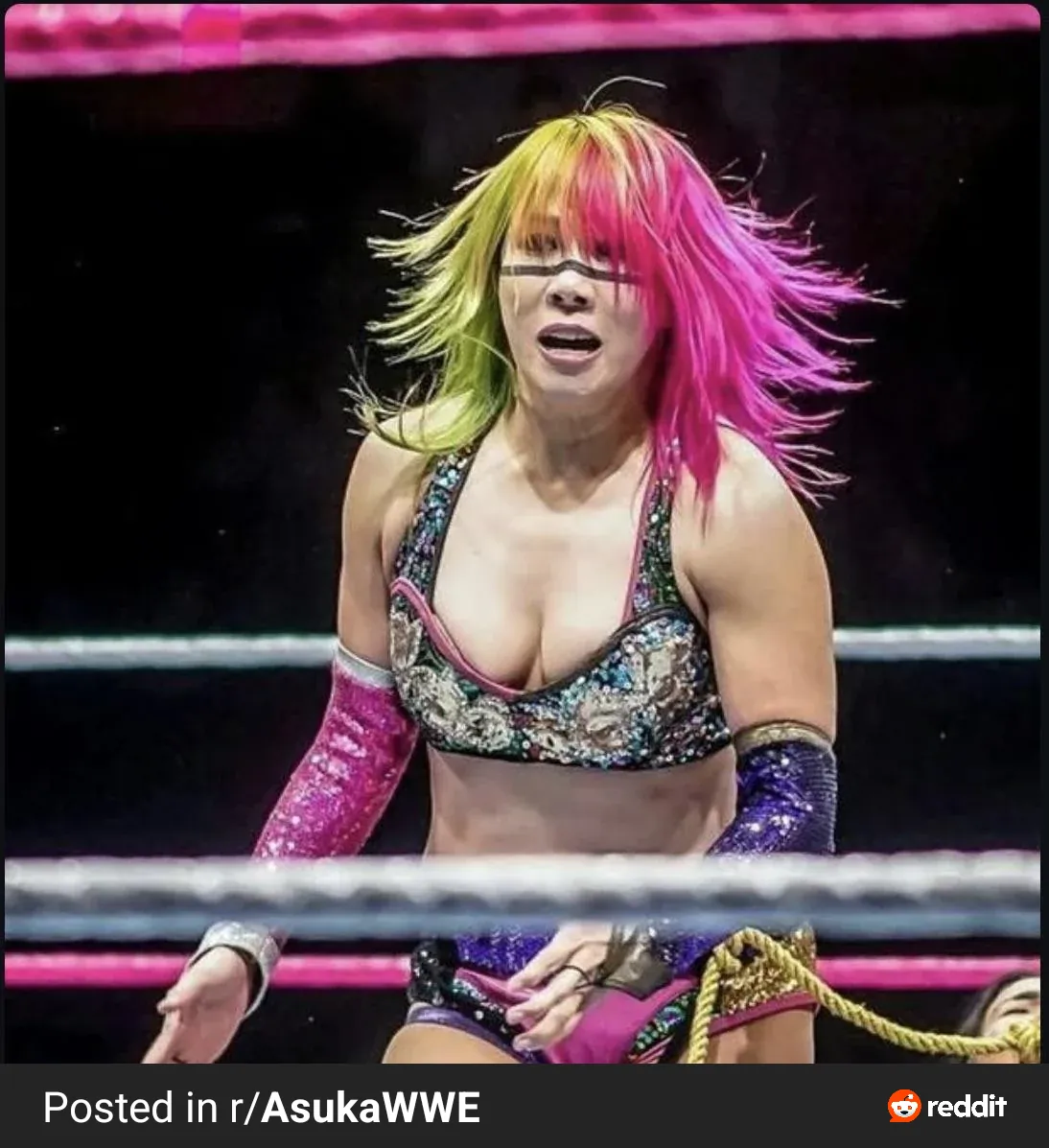 Asuka WWE ライブチャット 配信