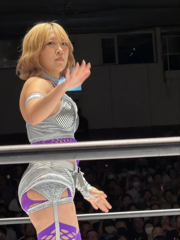 AZM ライブチャット 配信