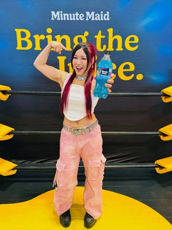 IYO SKY ライブチャット 配信