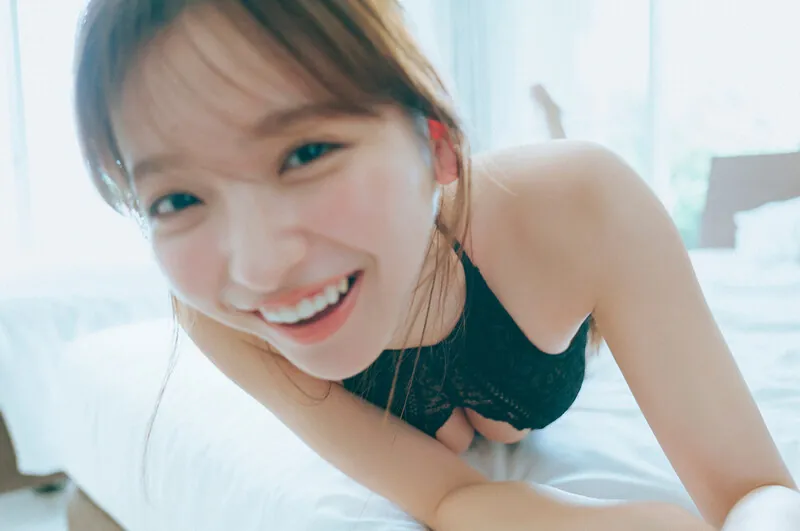 Luna (一ノ瀬瑠菜) ライブチャット 配信