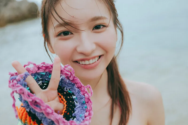Luna (一ノ瀬瑠菜) ライブチャット 配信