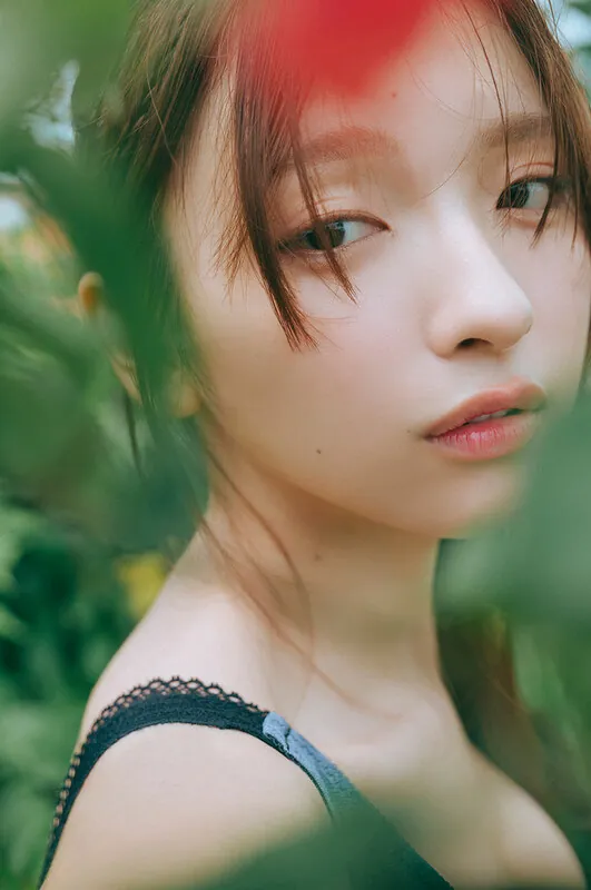 Luna (一ノ瀬瑠菜) ライブチャット 配信
