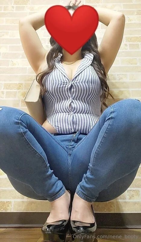 nene_booty ライブチャット 配信