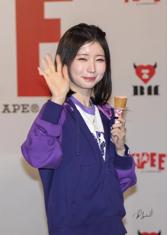 Asa Enami ライブチャット 配信