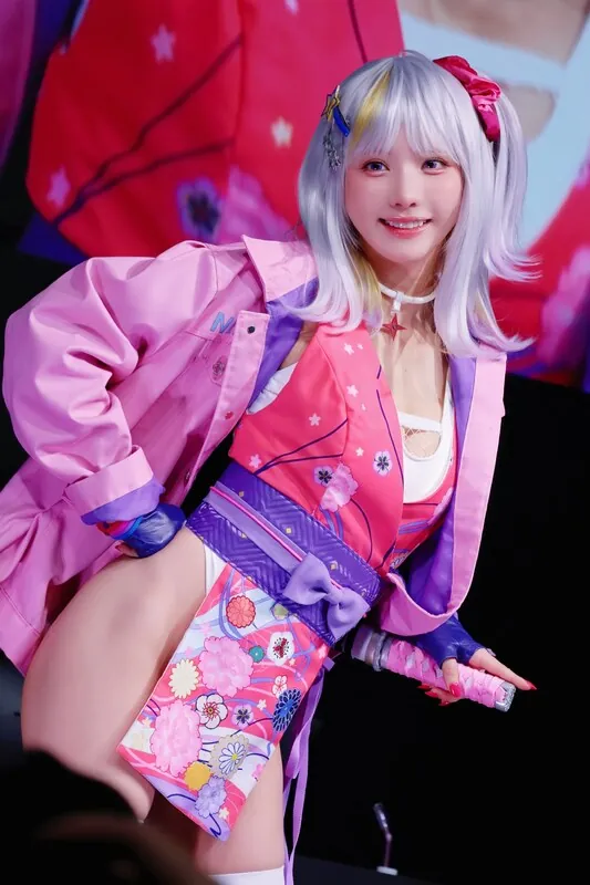 Enako (えなこ) ライブチャット 配信