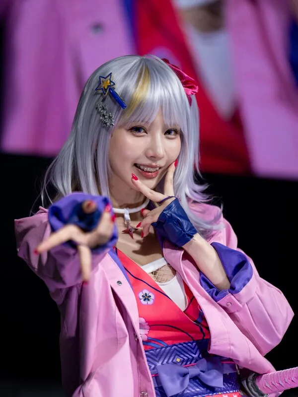 Enako (えなこ) ライブチャット 配信