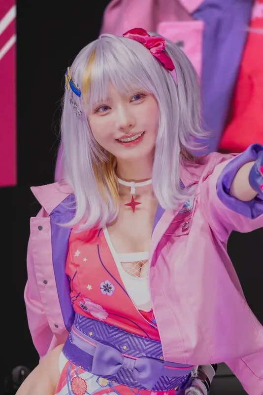 Enako (えなこ) ライブチャット 配信