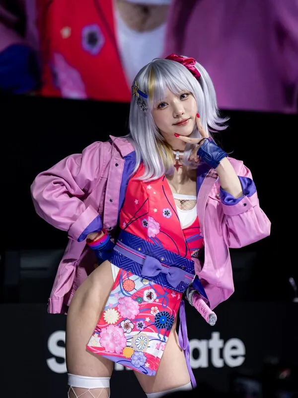 Enako (えなこ) ライブチャット 配信