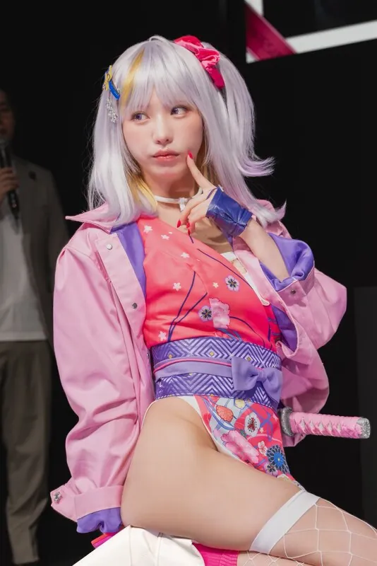 Enako (えなこ) ライブチャット 配信