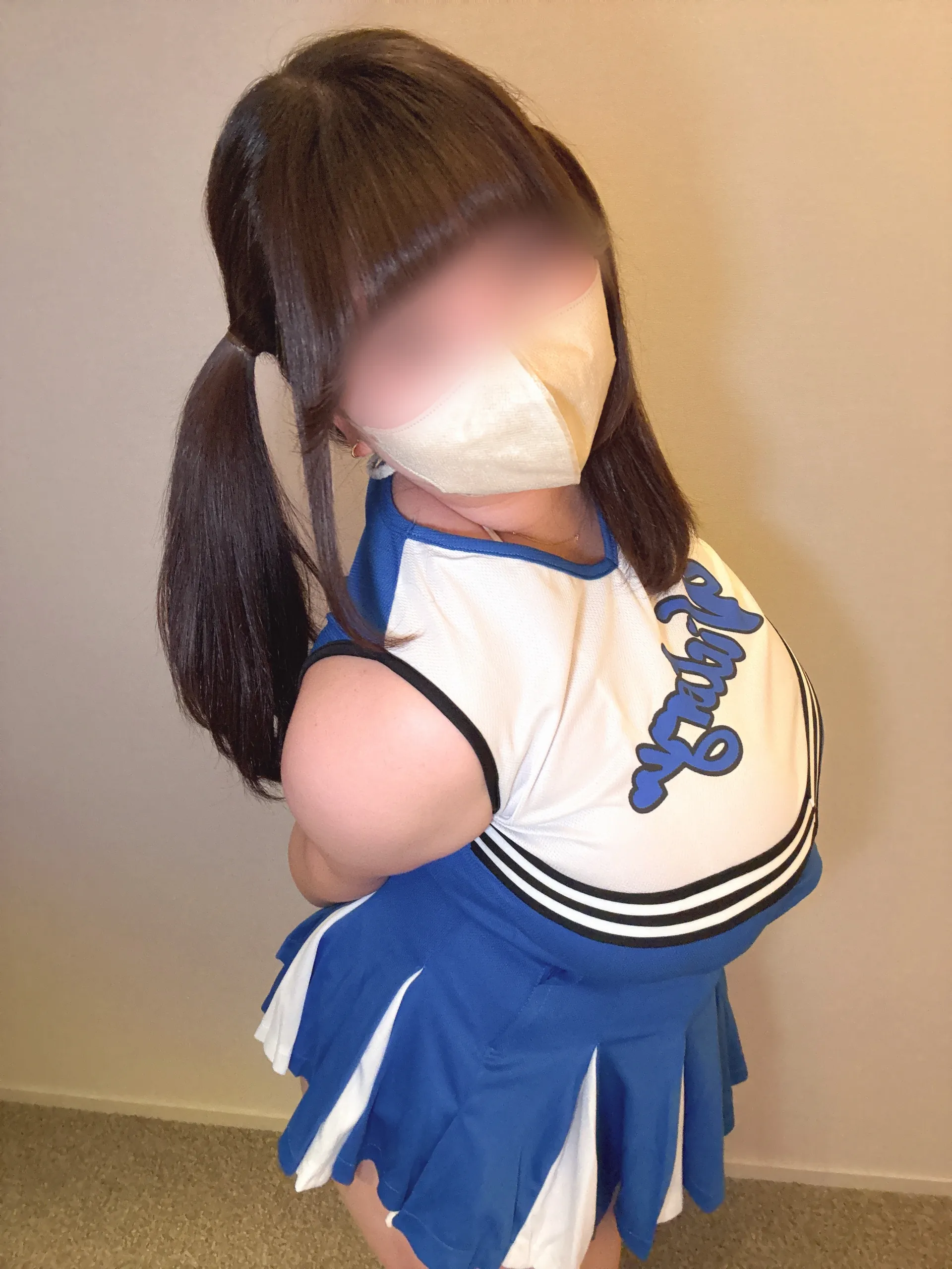 Mugi Mugi ( 0mugi____mugi0 ) ライブチャット 配信