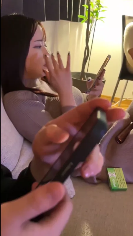R_main_ ライブチャット 配信
