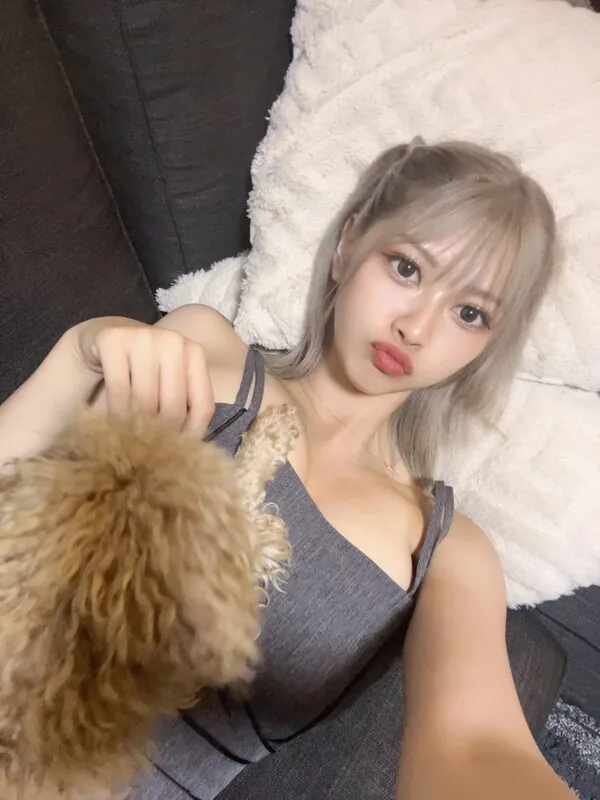 山田 あい ライブチャット 配信